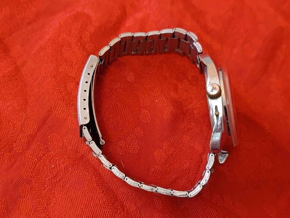 Часы механические мужские Слава , Чайка  ( СССР )