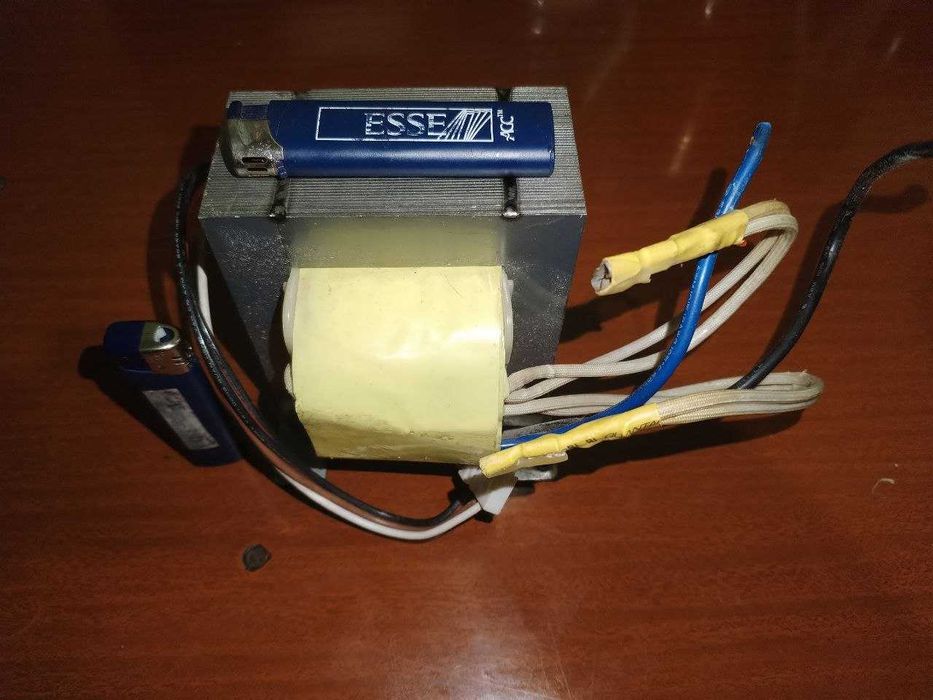 Трансформатор 1000Вт 220В (140-285V)