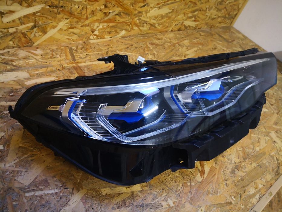 Десен фар от БМВ Х7 M50 , headlights BMW X7 M50 LASER