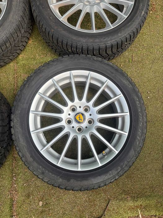 Roți R17 cu anvelope 205/55/R17 Pirelli iarnă