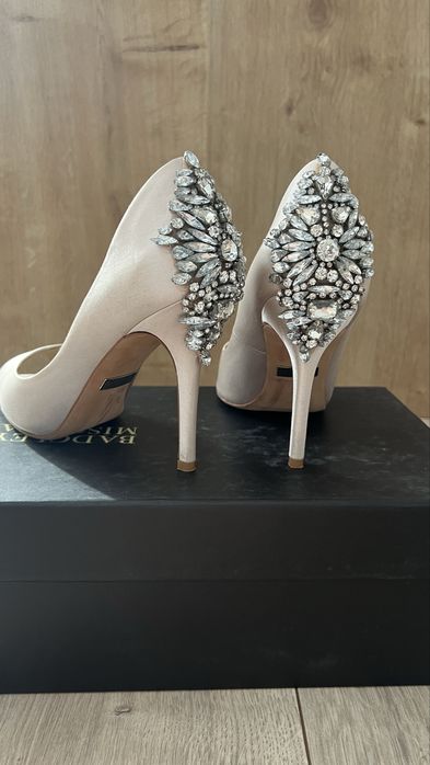 Pantofi de mireasa Badgley Mischka 36