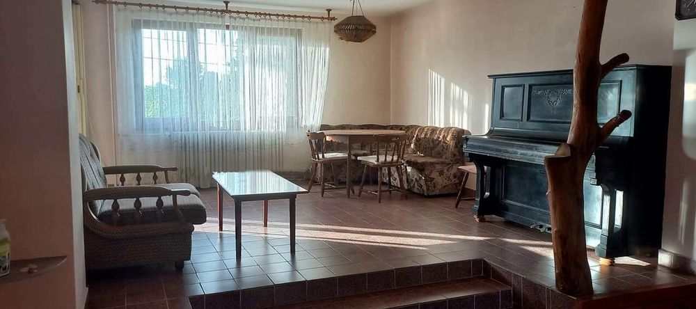 Дава се под наем Етаж от къща в София, Горубляне - 90 кв.м за 410 € - Снимка #1