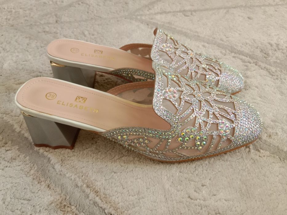 Kelin salom uchun tufli