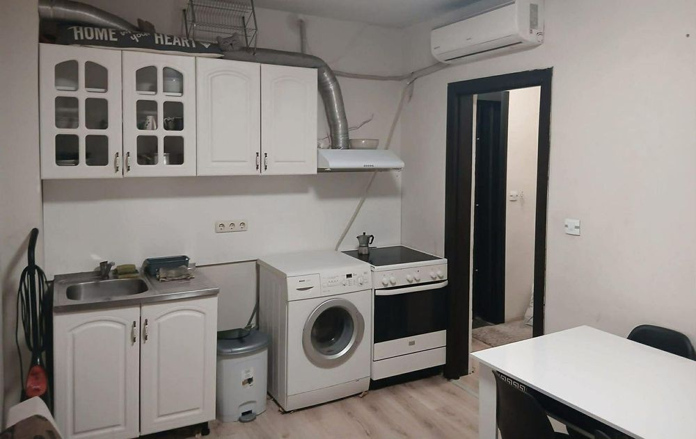 Двустаен, под наем, ж.к Банишора