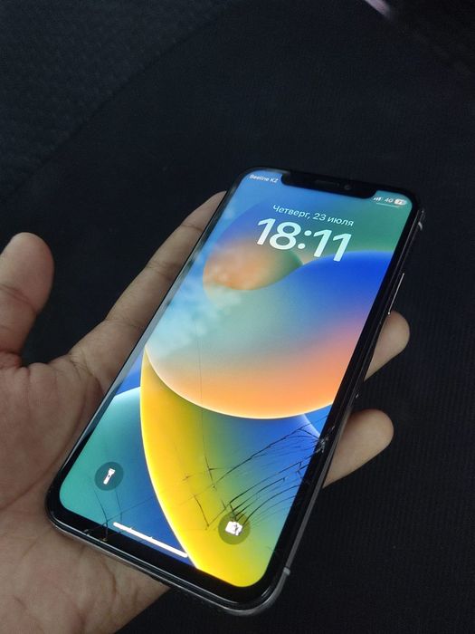 Продам iPhone  Х