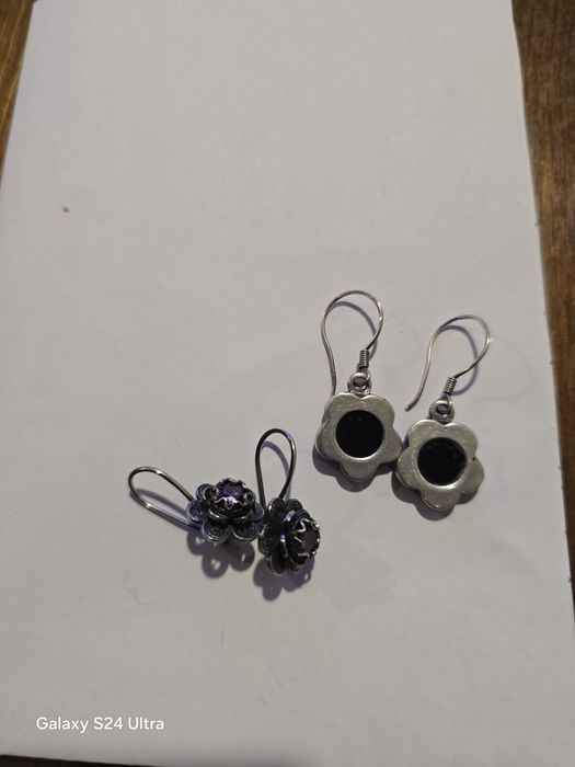 Лот сребърни обеци