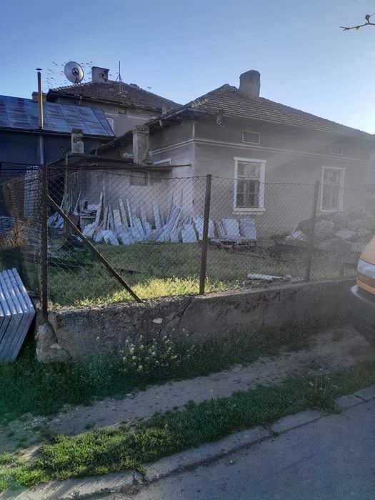 Продава се Къща в Тутракан - 100 кв.м за 204 €/кв.м - Снимка #2