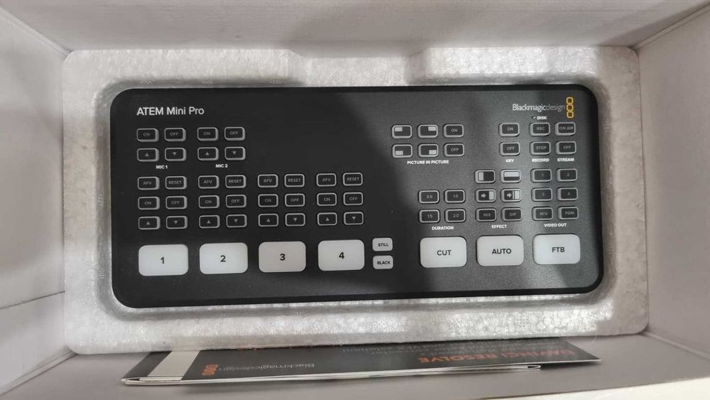 Atem mini pro (Blackmagic switcher)