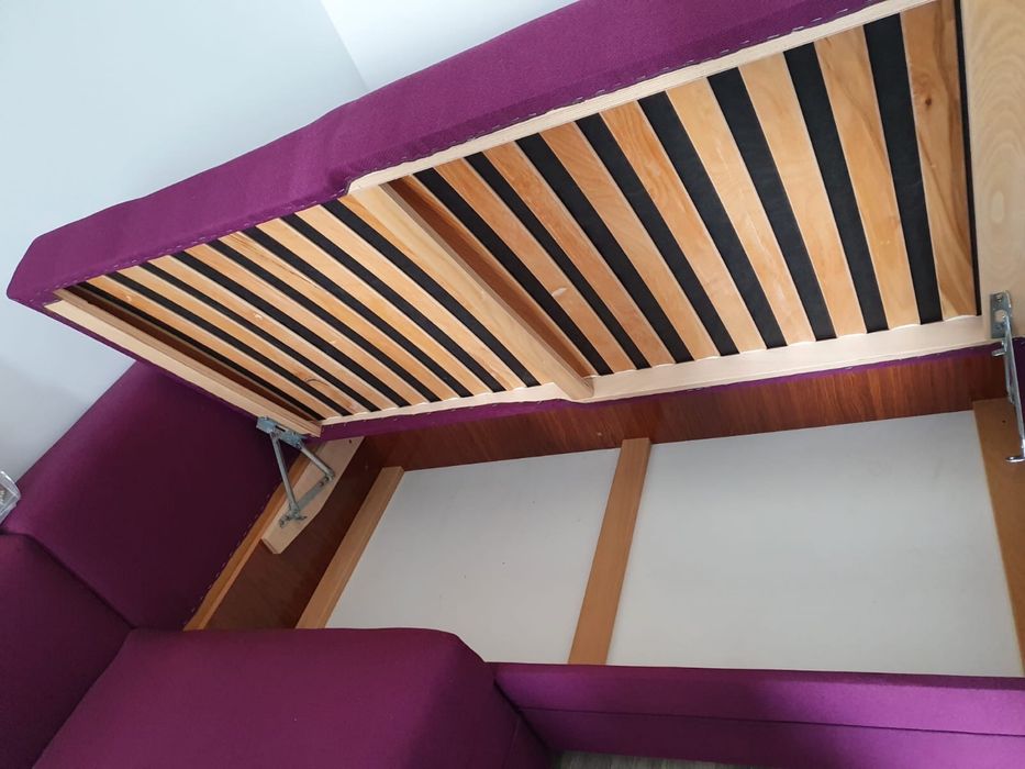 Canapea coltar extensibila pentru living