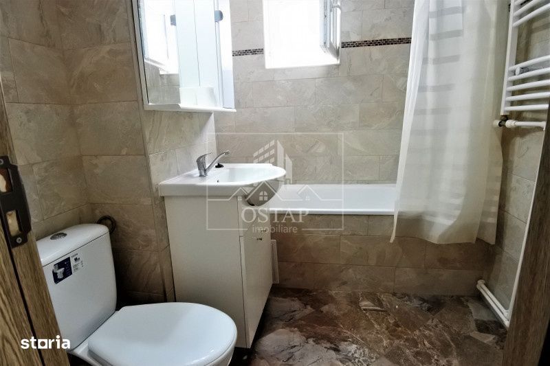 9 Mai - etajul 1 - apartament 3 camere decomandate - semimobilat