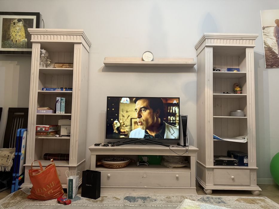 Шкафы с телевизионым столиком
