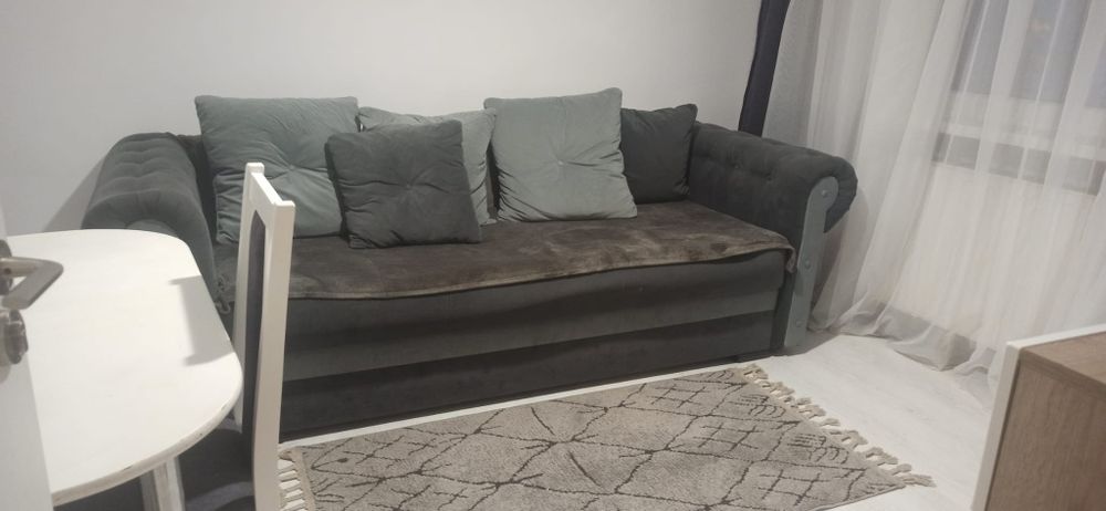 Apartament 2 camere de închiriat