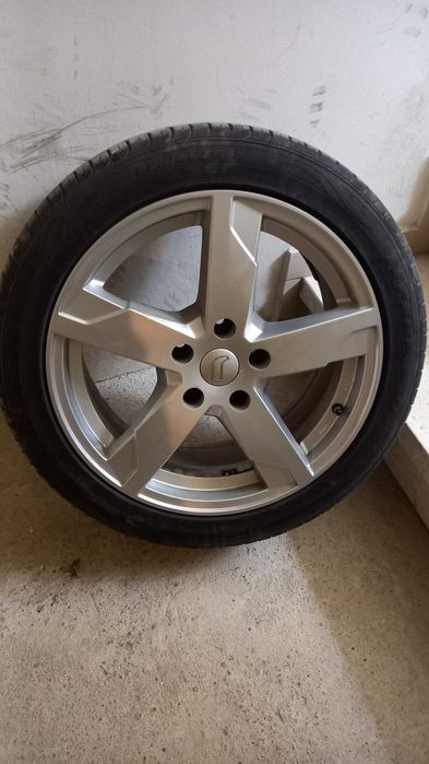 Продавам джанти 17", 5х114.3, като НОВИ със летни гуми за Lexus, Honda и др.
