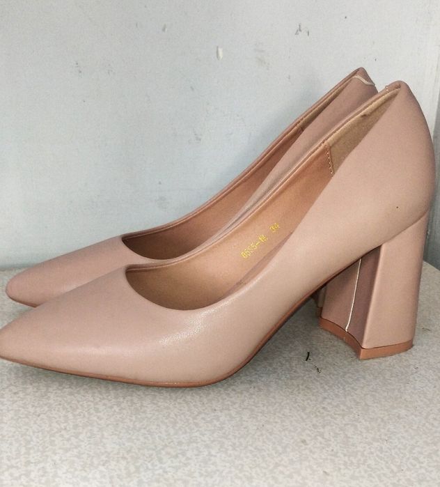 Туфли с каблоком