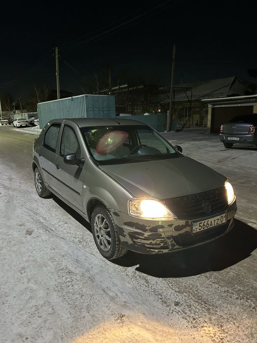 Renault Logan 2010 год