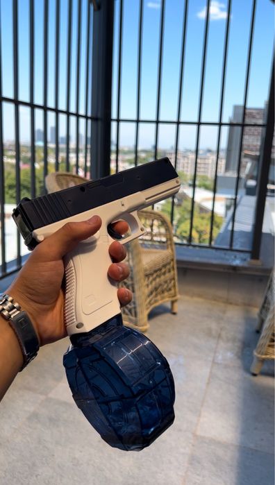 Водяные пистолеты