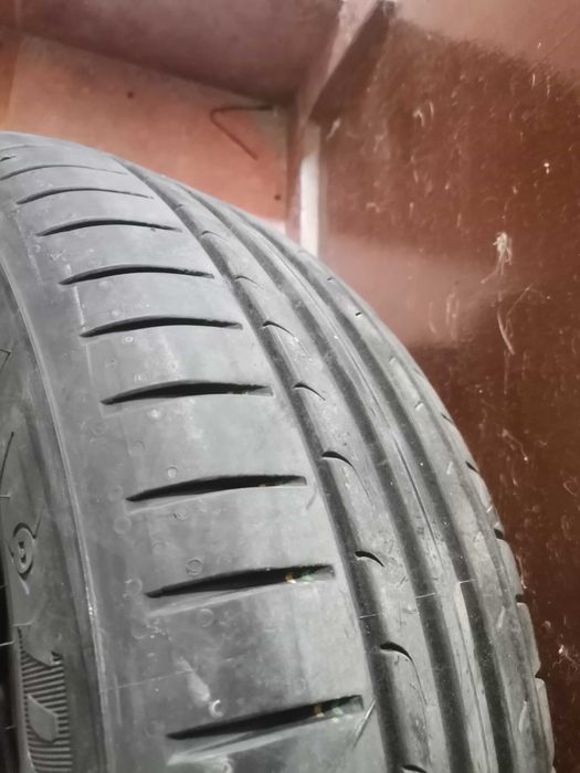 Летни гуми 215 60 16 Dunlop dod 25g