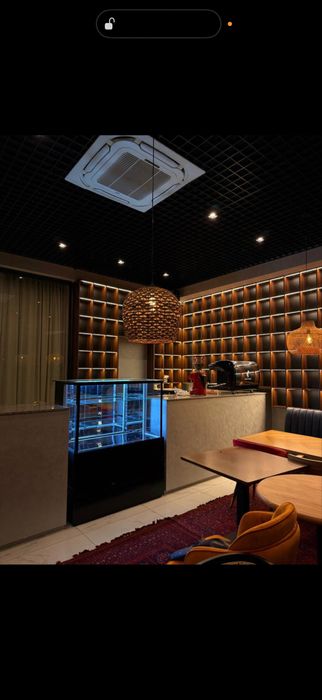 Витриный холодильник