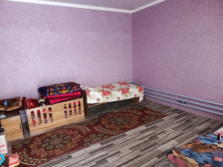 Uy sotiladi 5 xonali  7 sotih. puli kam odam bosa varyant bor