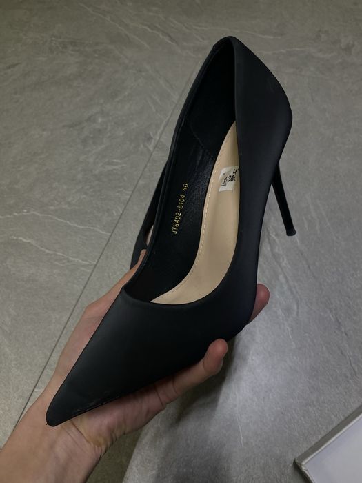 Туфли абсолютно новые размер 40