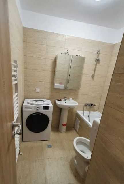 Дава се под наем Тристаен апартамент в Пловдив, Каменица 2 - 74 кв.м за 229.5 € - Снимка #1