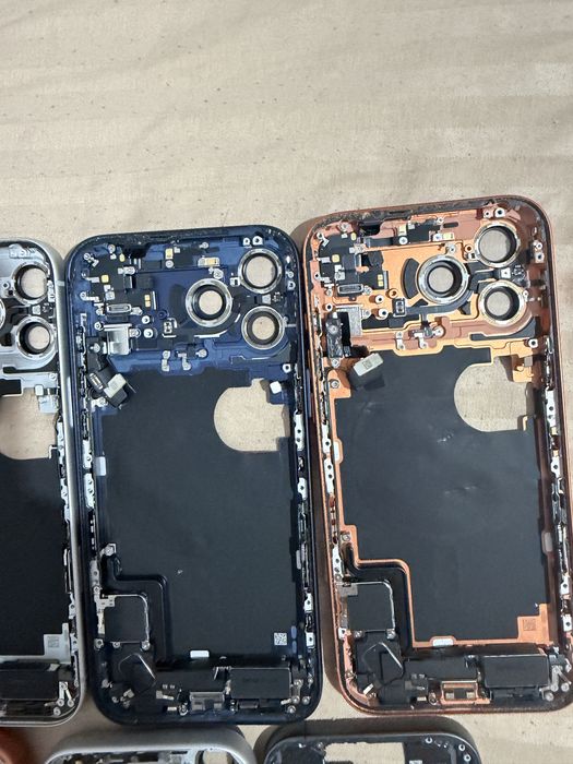 Carcase iPhone 17/17 Pro si 17 Pro Max, doar ce se vede in poze