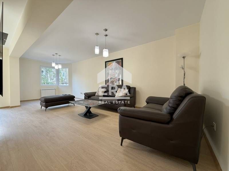 Продава се Четиристаен апартамент в София, Център - 164 кв.м за 4547 €/кв.м - Снимка #3