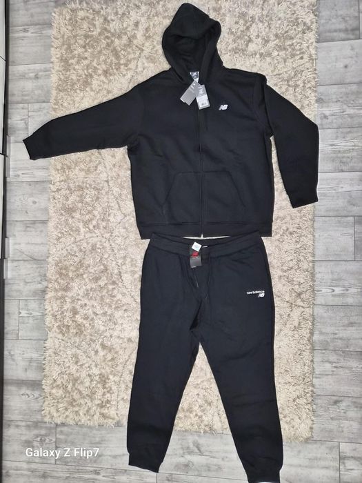 Vindem trening mărimea  xxl