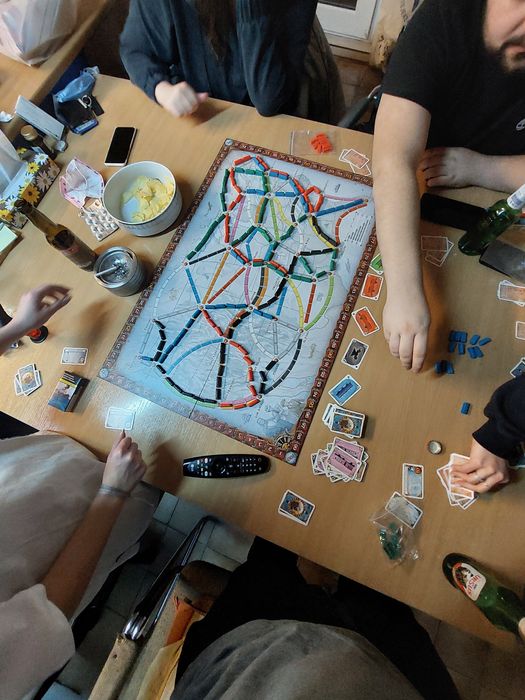 Inchiriere boardgames / jocuri de societate rent Bucuresti