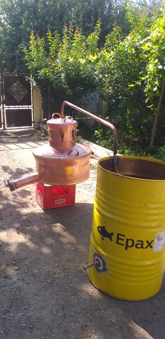 Vând cazan de țuică la 120 de Litri cu fundul  de 4 mm