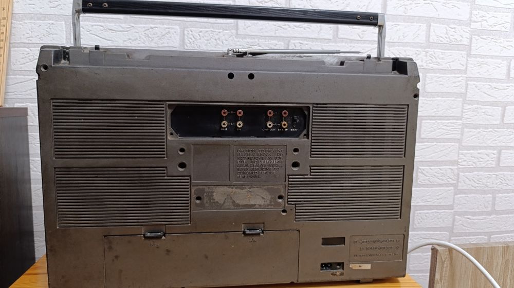 Античен касетофон   DECCASOUND TRR-4900S