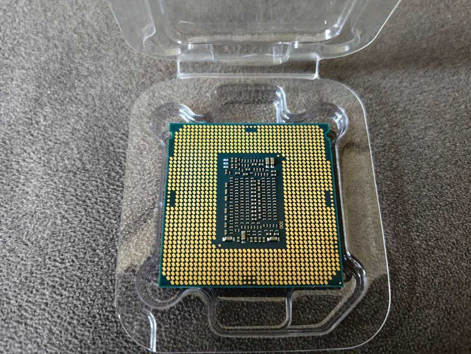 Процессор Intel Core i5-8400