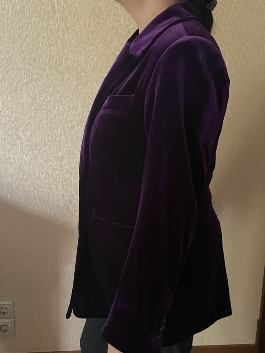 Продам новый пиджак велюровый