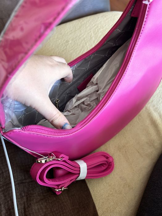 Чанта нова Tamaris