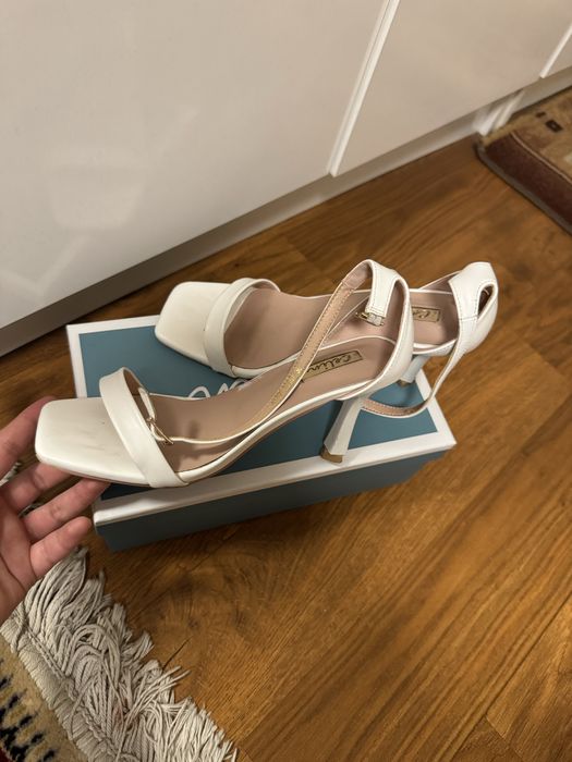 Продам обувь за 1500