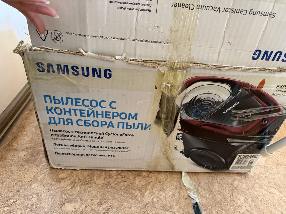 Пылесос продаю за 10000