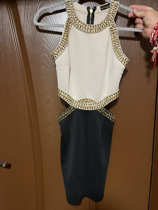 Елегантна рокля за всеки повод