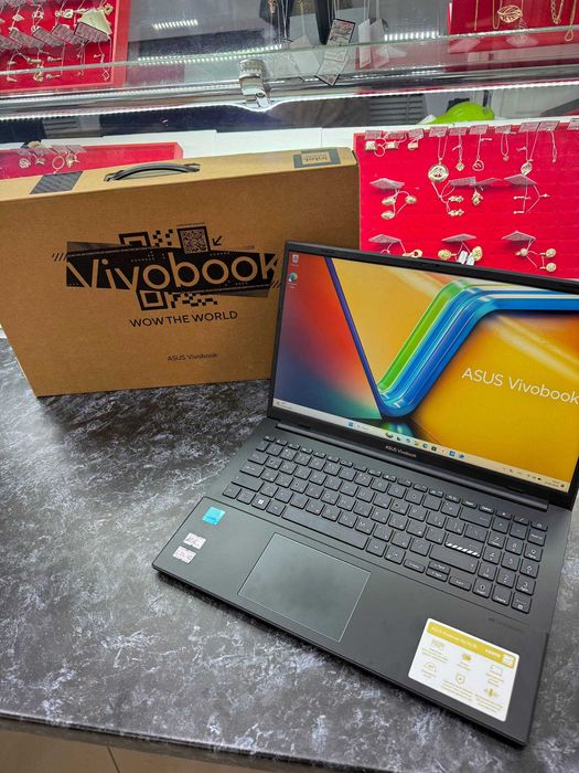 ASUS Vivobook Go 15 OLED 256GB SSD | Рассрочка | Идеальное состояние