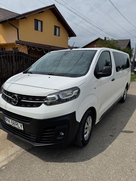 Opel Vivaro 1.5 CDTI microbuz 8+1 euro 6