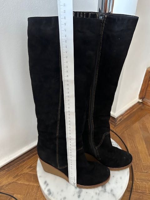 02. Cizme maro piele întoarsă, căptușite. Italia  40/41  calapod larg