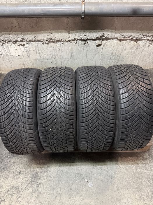225/40/19 Barum 4бр дот24