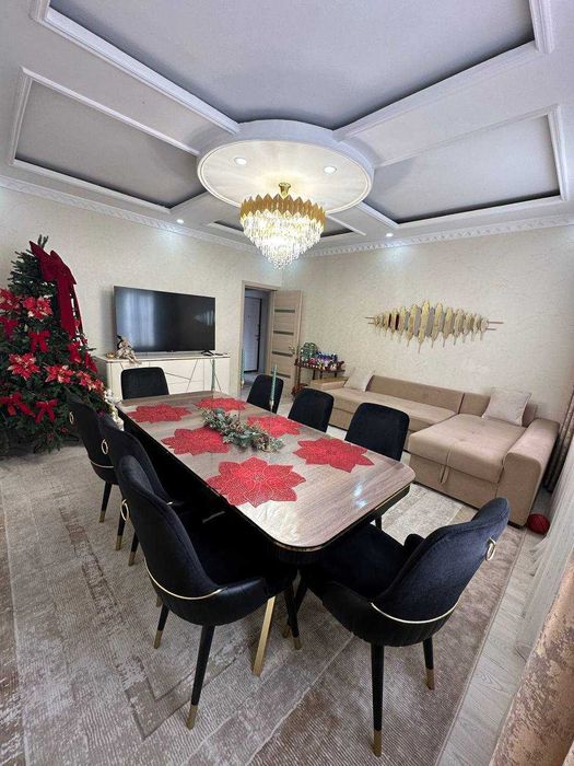 Sebzor 4 xonali kvartira  Hamma narsa qoladi