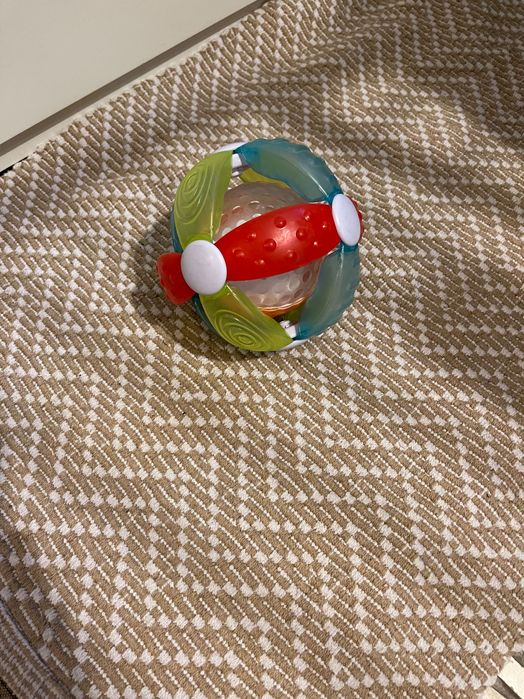 Minge interactivă cu sunete bebe