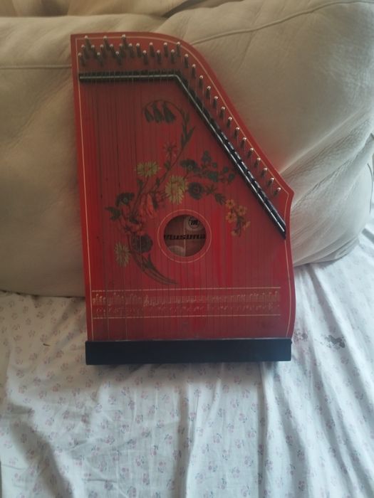 Немски музикален инструмент Цитра