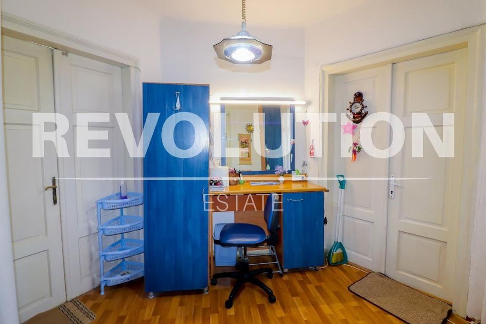 Дава се под наем Едностаен апартамент в Варна, ВИНС - 40 кв.м за 200 € - Снимка #3