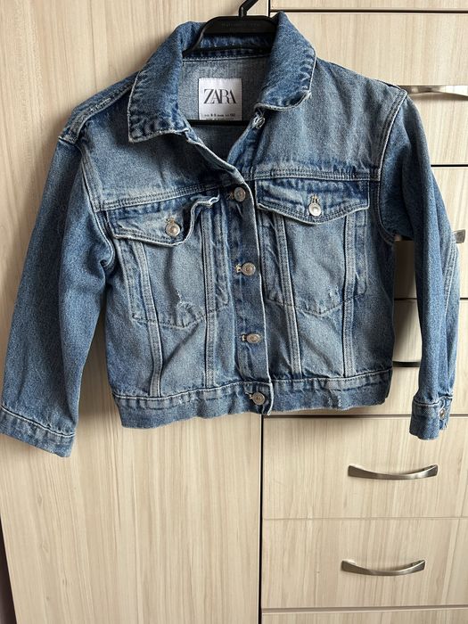 Дънково яке Zara за момиче отлично