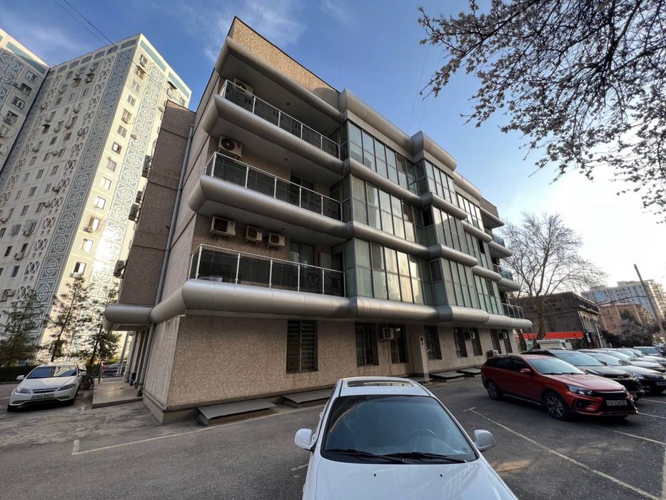 Нукус Капитал Банк | 2474кв - Продается здание