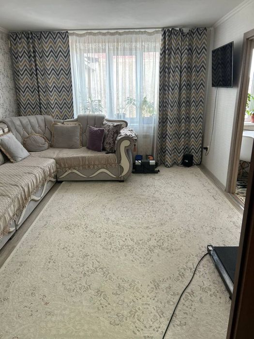 Продам 3 комнатную квартиру