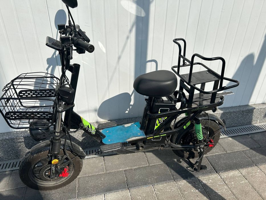 Skuter eleltro skuter moped elektrovelik