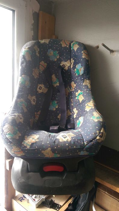 2 броя детски колички